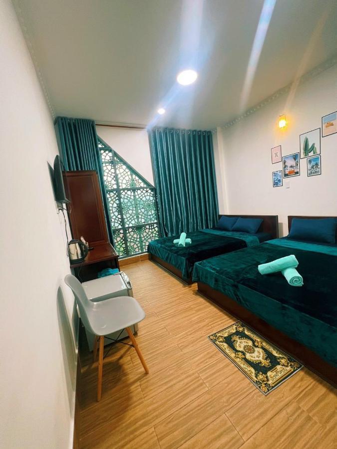 Nhan Tay Hostel Кантхо Екстер'єр фото