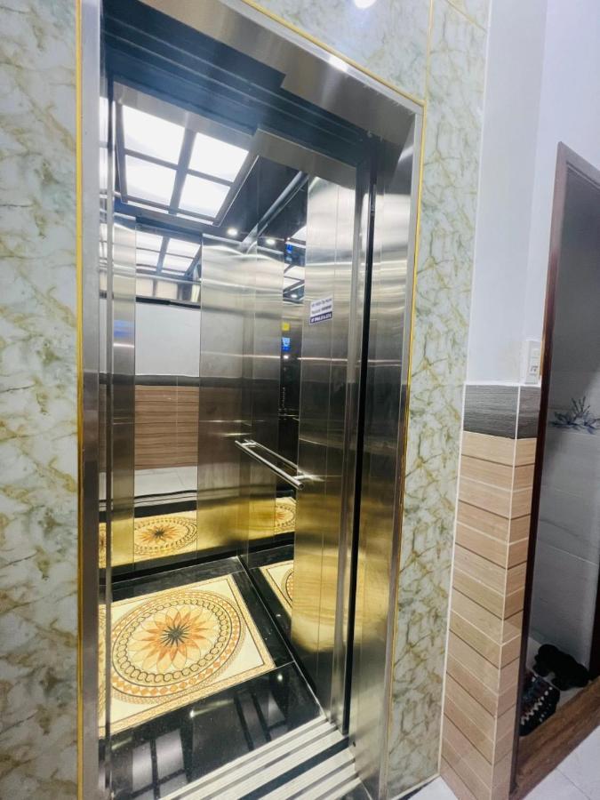 Nhan Tay Hostel Кантхо Екстер'єр фото